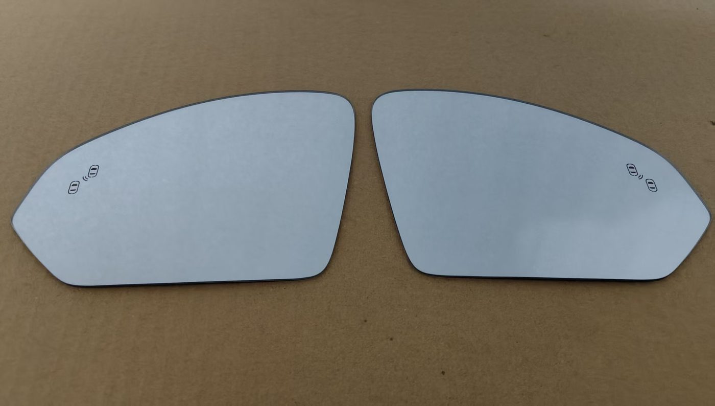 Blind-spot detection BSD marked mirror glass